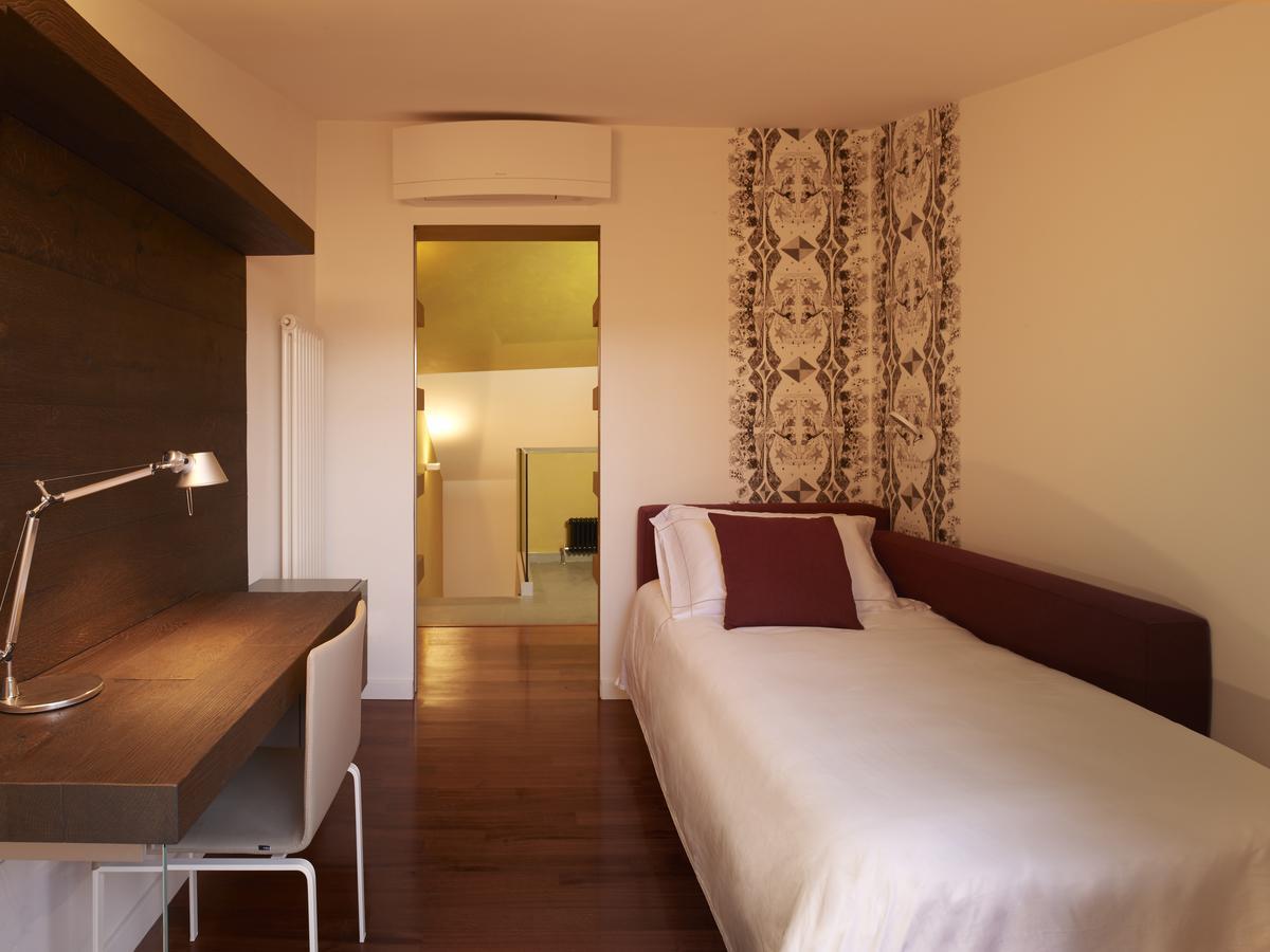 The Pinball Luxury Suites Витербо Экстерьер фото