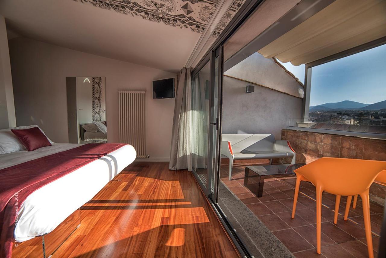 The Pinball Luxury Suites Витербо Экстерьер фото